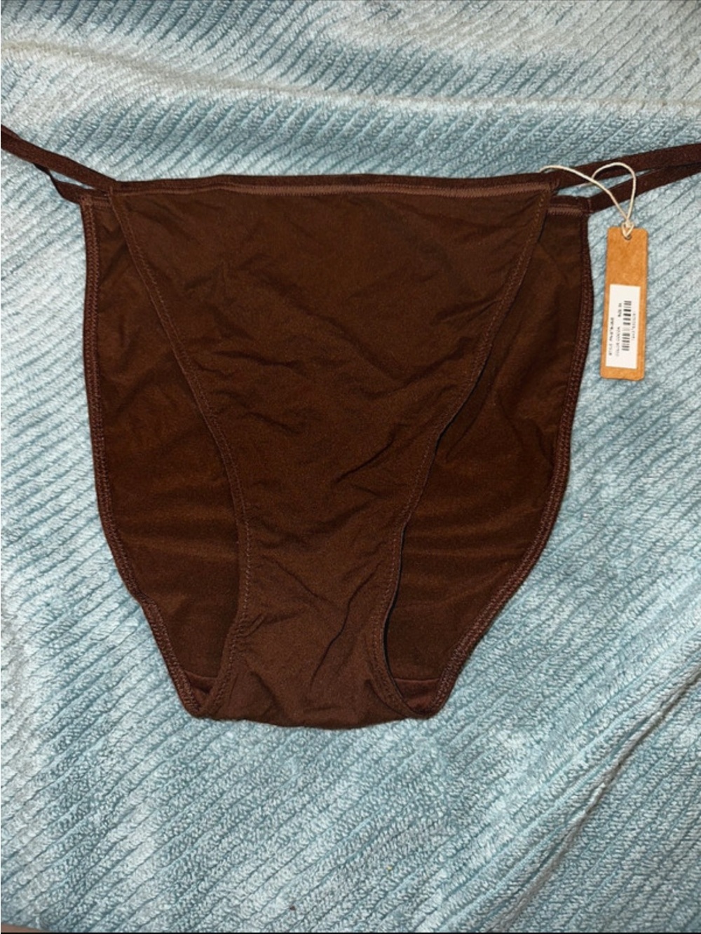 Skims plus size panty color cocoa size 3X
BNWT